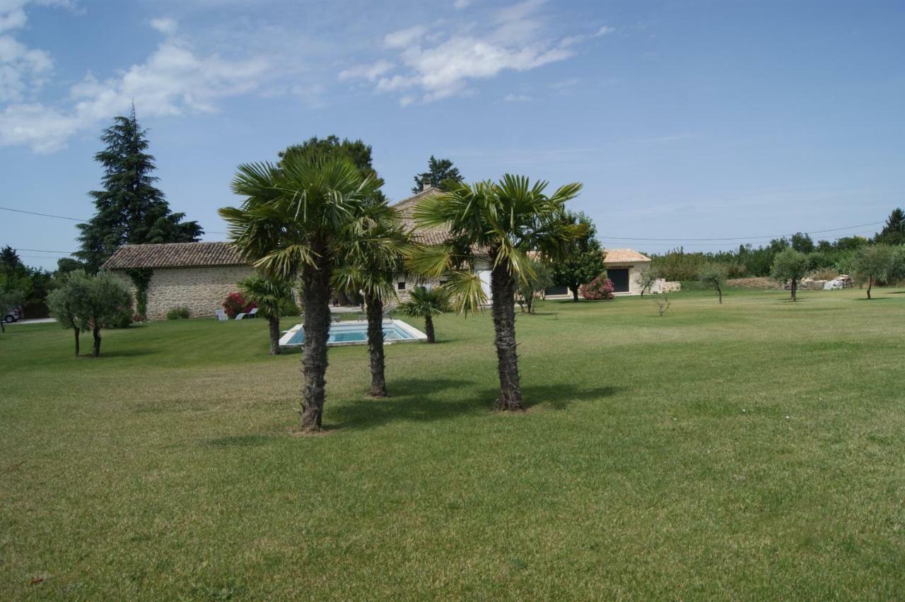 Gites Dans Mas En Pierres Robion en Luberon Zewnętrze zdjęcie